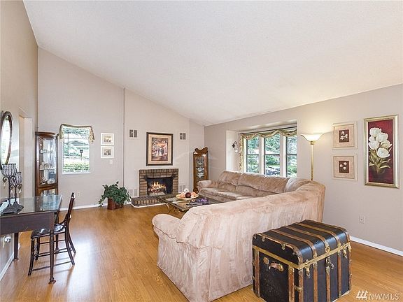 5th image of 29919 108th Ave SE