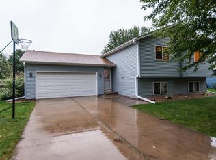 804 8th St NW, Kasson, MN 55944