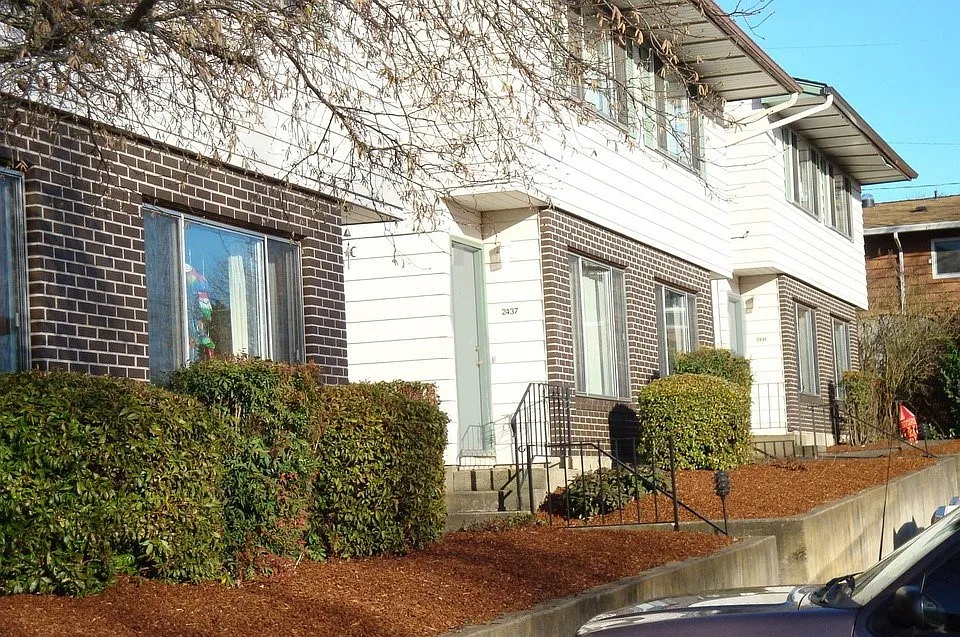Town Terrace Apartments