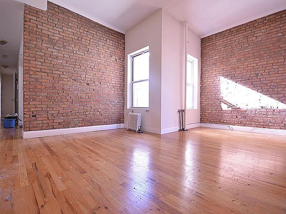 3rd image of 208 W 140th St APT 16