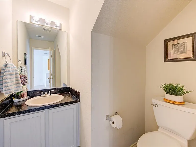 21207 Barker Canyon Ln — Photo 14