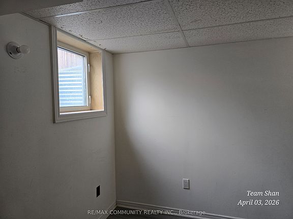 4th image of 191 Stather Cres