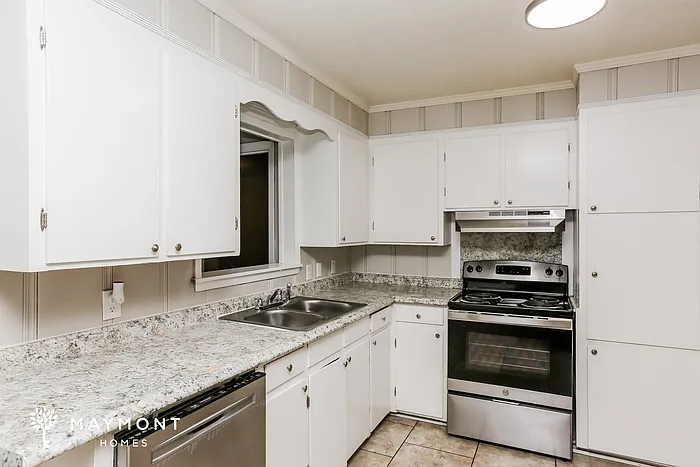 4 bed, 2.0 bath, 1756 sqft, $1,530 — Photo 4