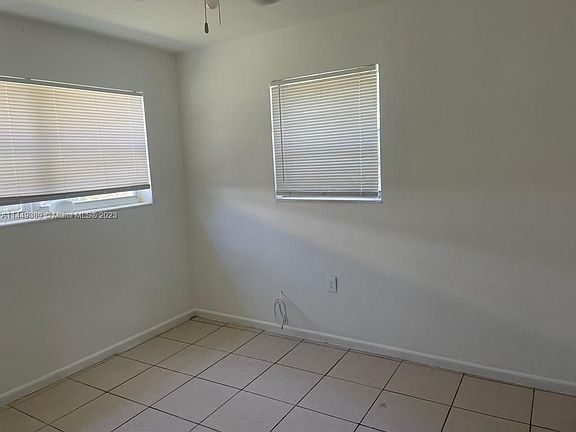 5th image of 1741 NW 18th St