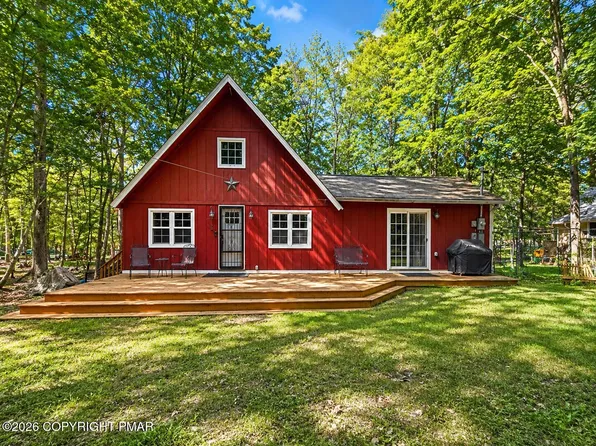 255 Wild Acres Dr, Dingmans Ferry, PA 18328