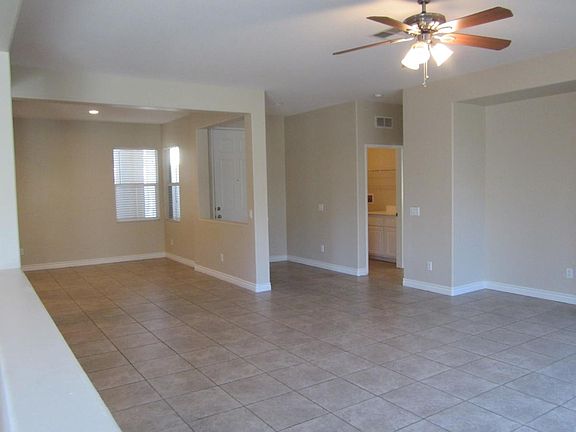 5th image of 1880 Rosemont Cir