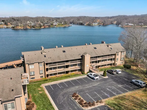850 Gangplank Rd Unit 302, Moneta, VA 24121