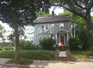 8 Tennyson St, West Roxbury, MA 02132