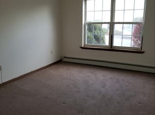 68 Jimal Dr, Middletown, NY 10940