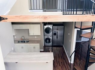 4105 Clinton Ave APT 4, Cleveland, OH 44113