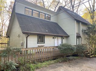 1757 Fox Holw, Lilburn, GA 30047