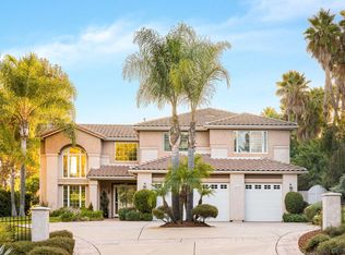 16319 Martincoit Rd, Poway, CA 92064