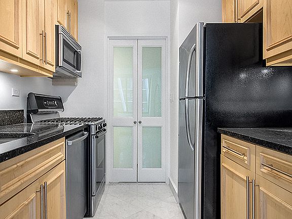 2nd image of 145 W 67th St APT 12K