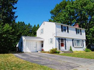 32 Plum Rd, Riverside, RI 02915