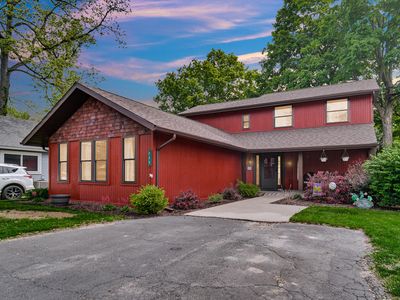 225 Lilac Ln, Walkerton, IN, 46574