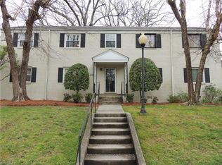 1300 Eaton Pl APT A, High Pt, NC 27262