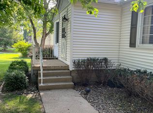 4400 W Prairie Ln, Peoria, IL 61604