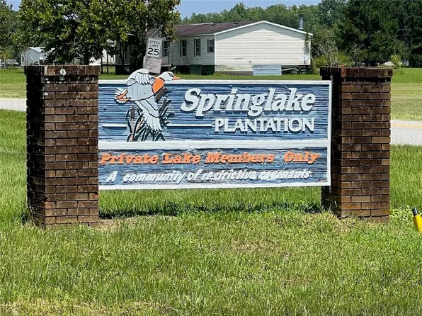 1705 Spring Lake Dr, Folkston, GA 31537