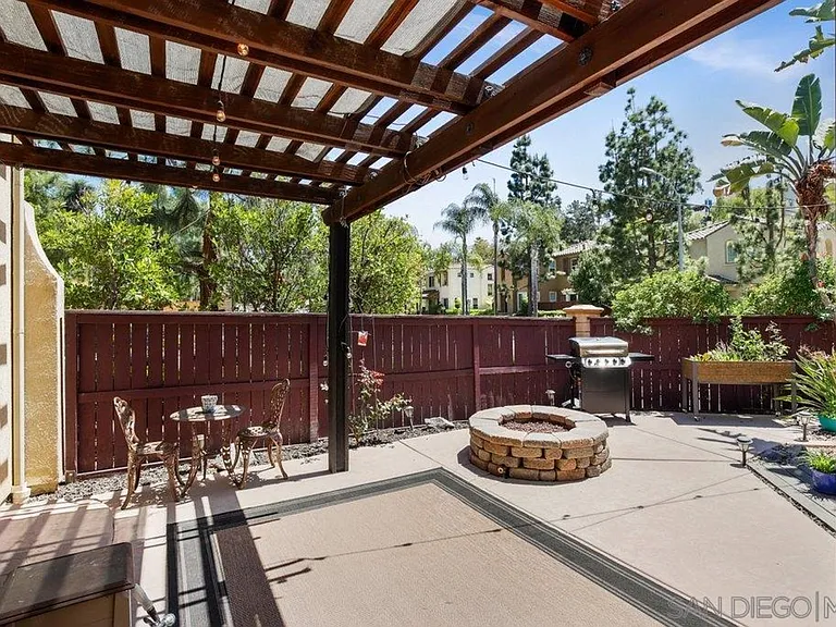 907 Mira Lago Way — Photo 8