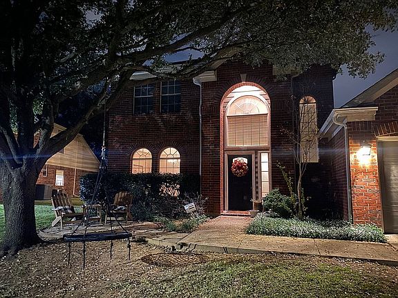 2nd image of 2324 Caldwell Dr