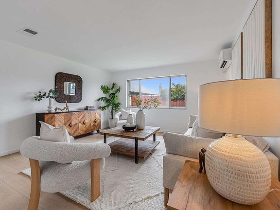 3rd image of 40327 Blacow Rd