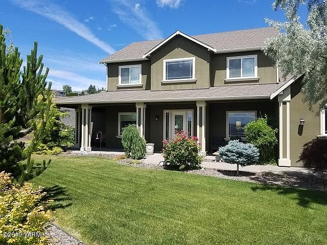 1st image of 718 N 74th Ave