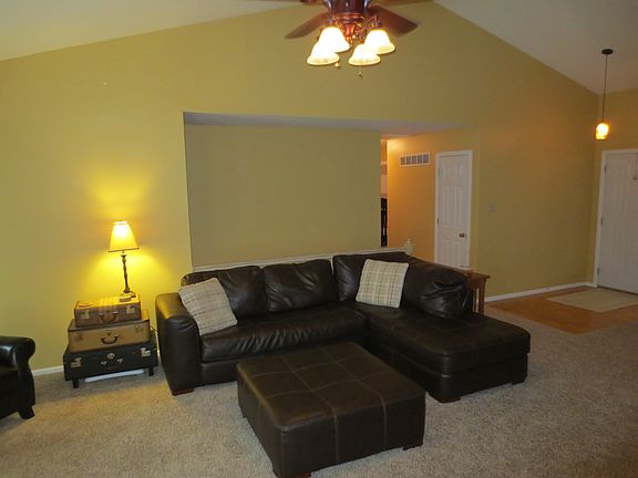 3rd image of 4534 Southridge Meadows Dr