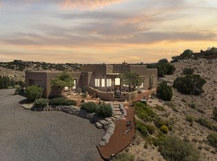 59 Sky Mountain Rd, Placitas, NM 87043