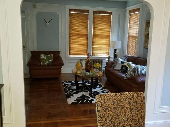 2nd image of 1364 Stratford Ave