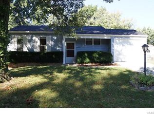 2413 Ambelwood Ln, O'Fallon, MO 63368