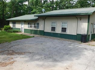 44078 Clinton Pl, Monroe City, MO 63456