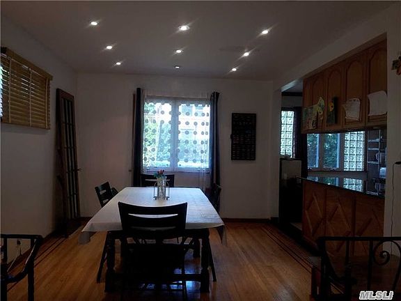 4th image of 6415 Cromwell Cres
