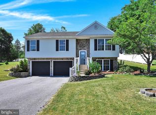 3227 Joyce St, Lebanon, PA 17046