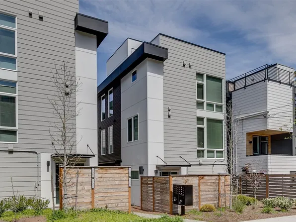130 W Florentia Street #A, Seattle, WA 98119
