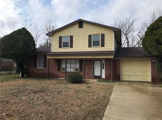 6507 Grist Mill Rd, Fayetteville, NC 28314