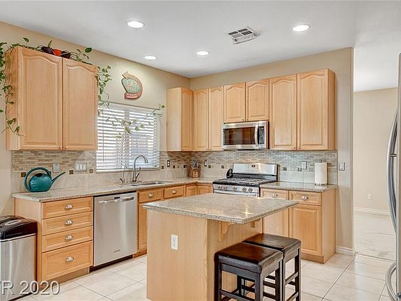 3rd image of 6136 Peggotty Ave