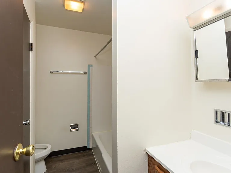 The Vue @ 214 Apartments — Photo 4