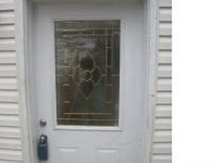 923 Meadville Rd, Davisville, WV 26142