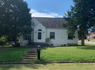 220 W 2nd St, Konawa, OK 74849