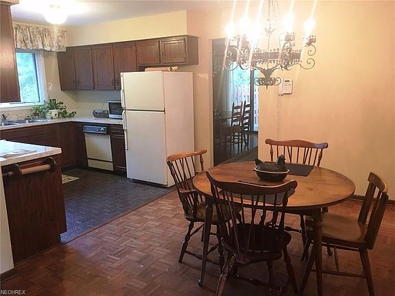 4th image of 6720 Strathmore Dr