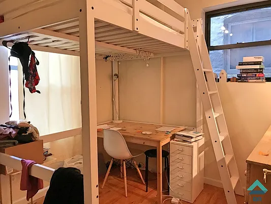 Rented by EXR | media 5