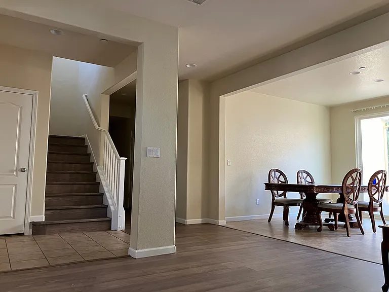 322 W Santa Clara Dr — Photo 4