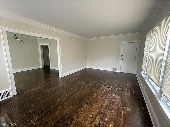 3rd image of 3241 Kildare Rd