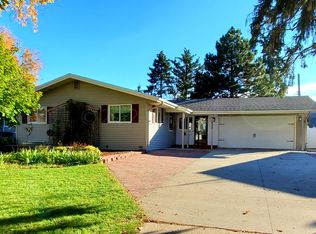 2822 Brookdale Rd, Moorhead, MN 56560