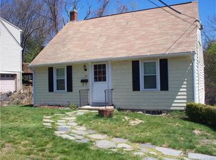30 Thrushwood Pl, Waterbury, CT 06708