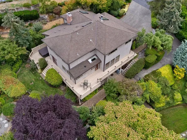 18437 8th Avenue SW, Normandy Park, WA 98166