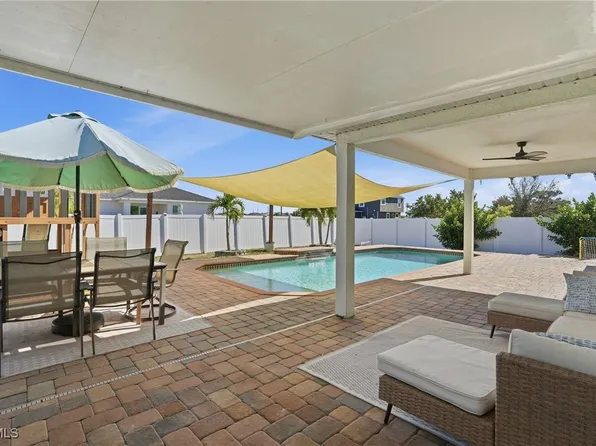 2309 NW 10th Ave, Cape Coral, FL 33993