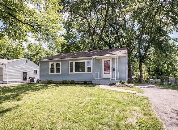 Very well maintained 3 bedroom home in Hazelwood West School district. Newer architectural shingle r