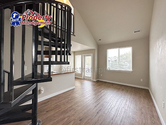 3rd image of 272 W Mallard Dr APT 207