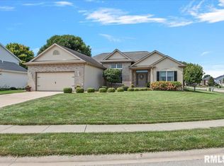 2701 Wordsworth Dr, Springfield, IL 62711